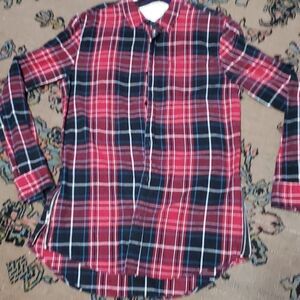 On The Byas Flannel Shirt Black Red Plaid Longer Length Zipper Sides Women's M